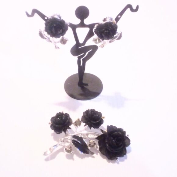 Vintage Mid Century Silver Tone Black Carved Rose Brooch and Clip Earring Demi - Picture 2 of 4